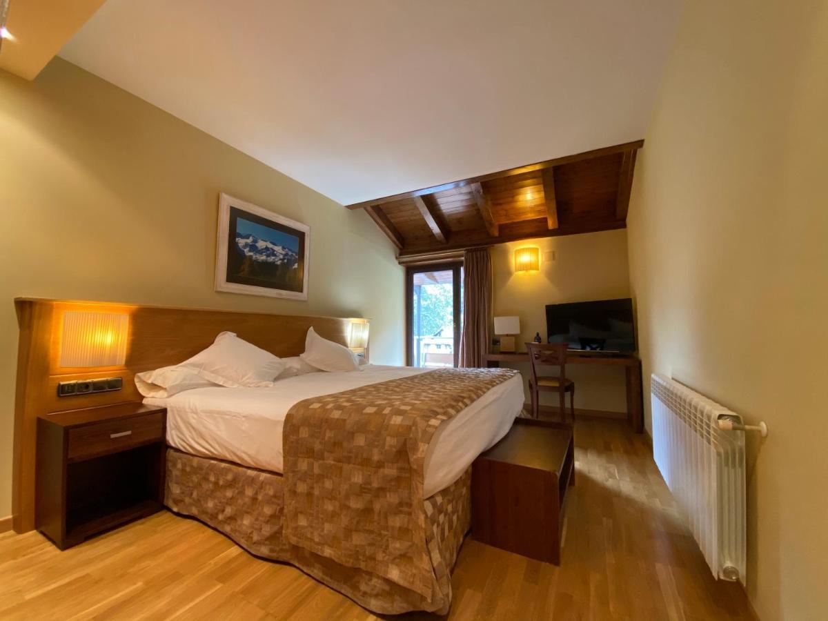 Hotel & Restaurante Pena 4*